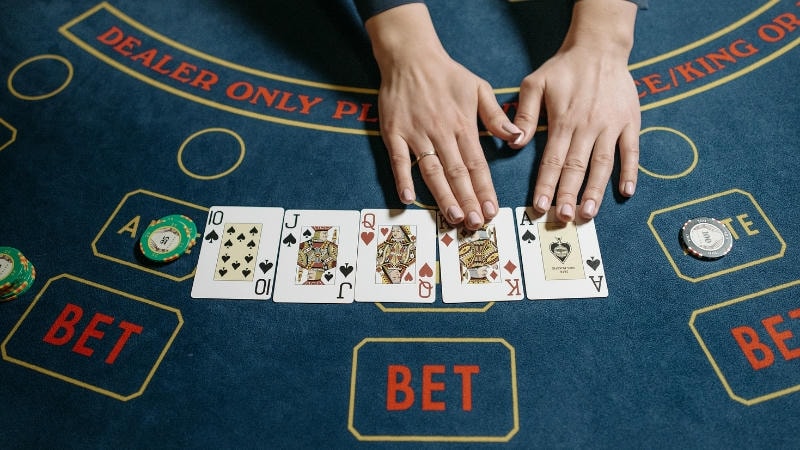 Avoid doubling on dealer 10 or Ace to reduce risky losses below 20%